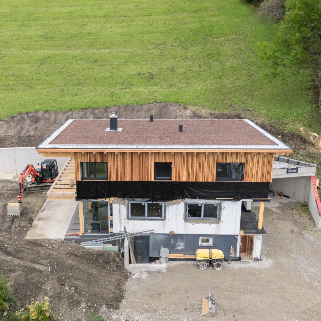 Zubau und Aufstockung eines bestehenden Einfamilienhauses